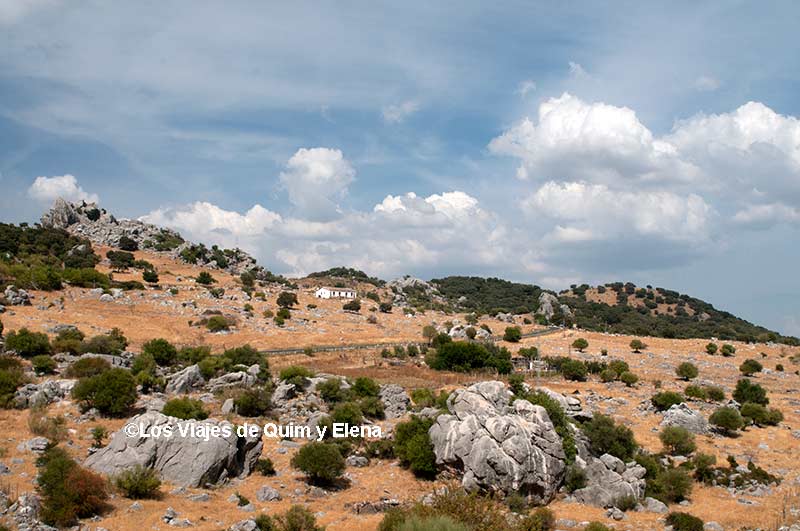 Casas aisladas en la Sierra