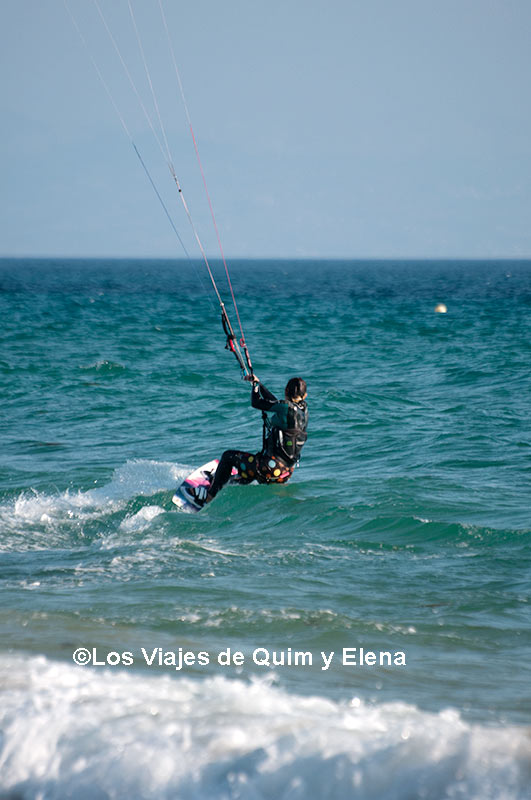 Un Kite surfer en acción