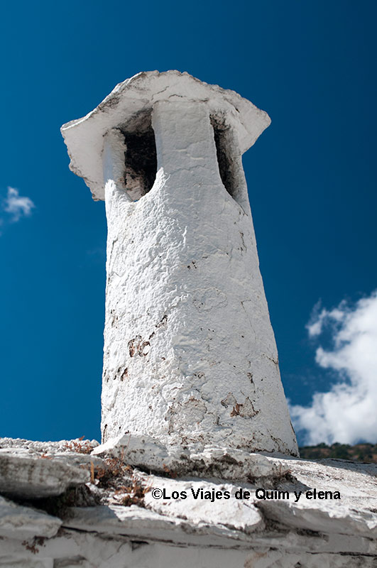 Chimenea en Pampaneira en la Alpujarra