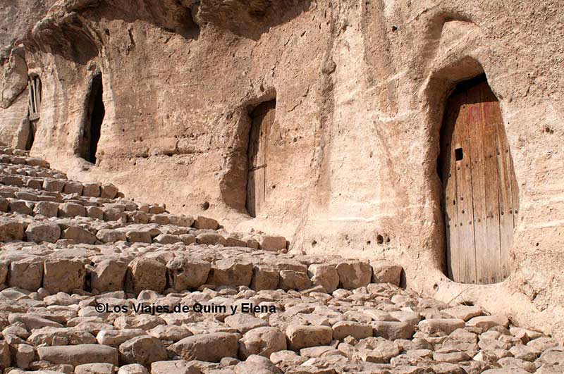 Entrando en las ruinas de Hasankeyf