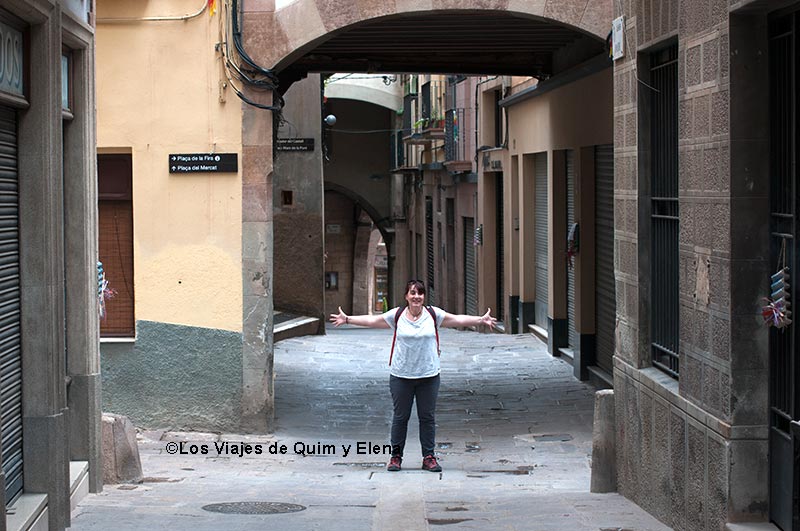 Elena en las calles de Cardona