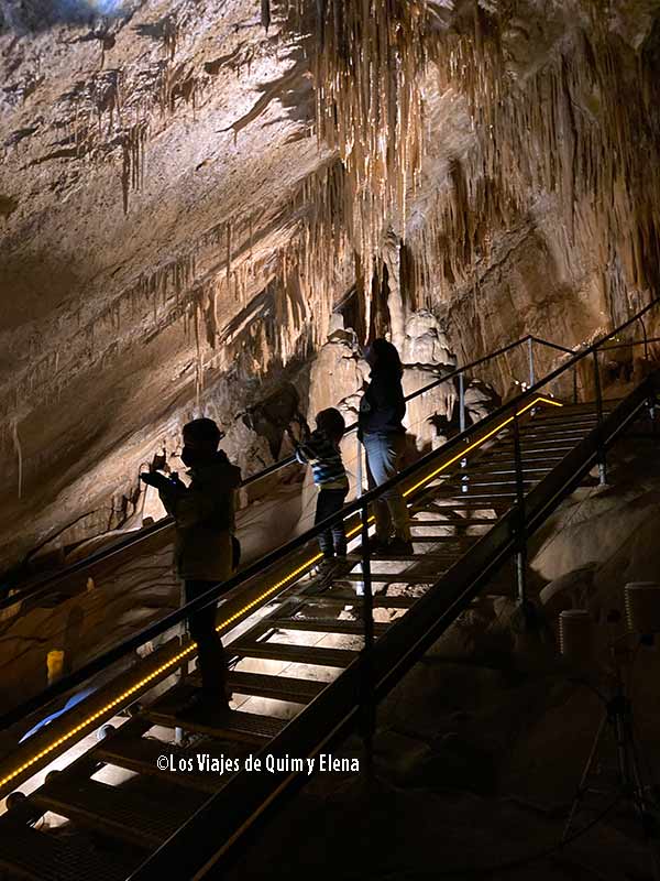 Descubriendo la Cueva de Mendukilo