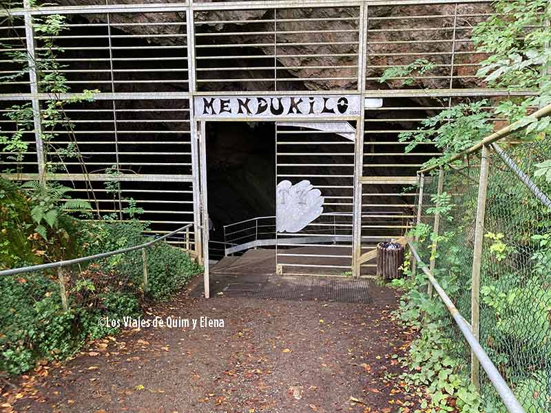 Entrada de la Cueva de Mendukilo