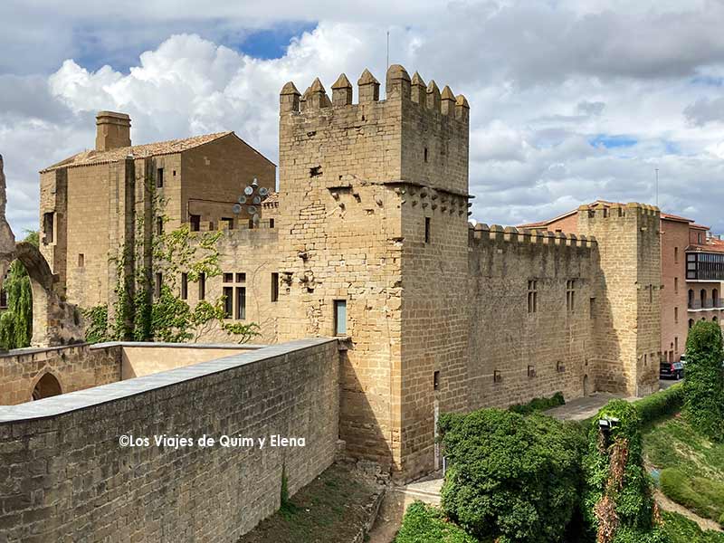 El Parador Nacional desde el Palacio Real de Olite