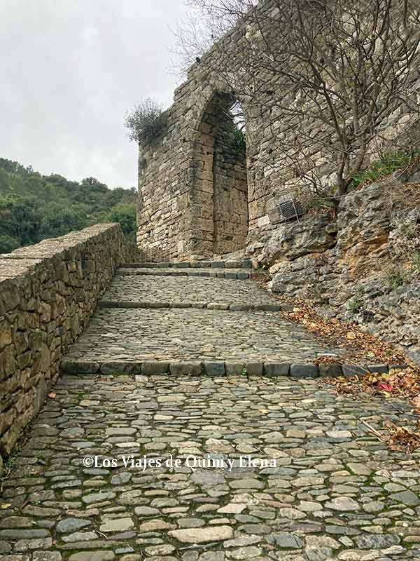Puerta de salida del pueblo
