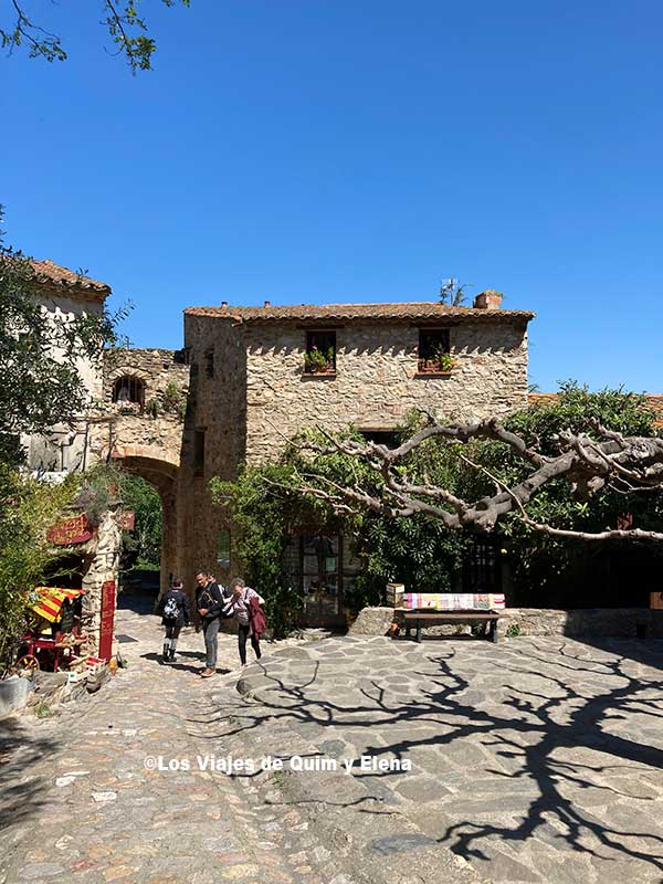 Plaza principal del pueblo