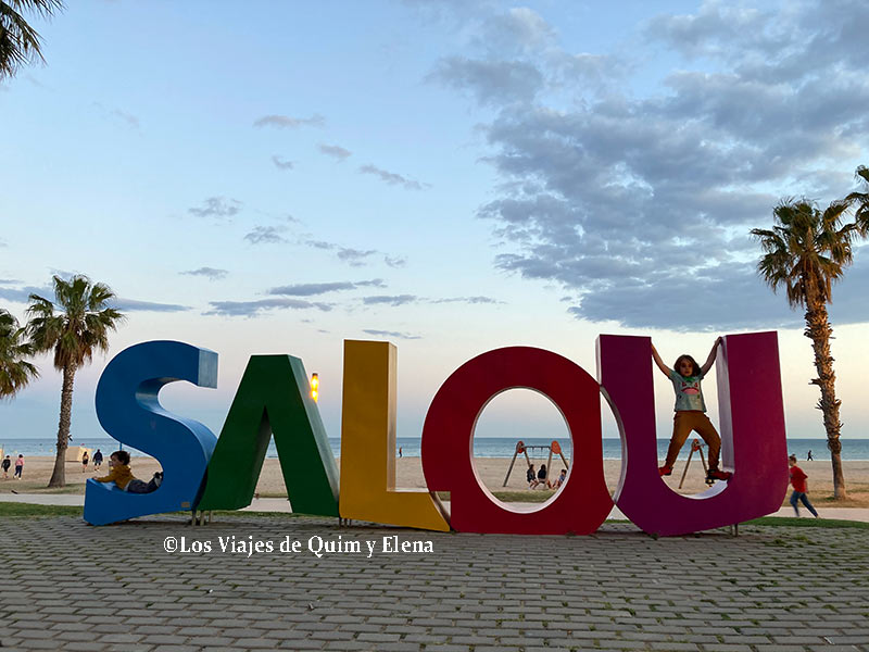 Los peques jugando en Salou