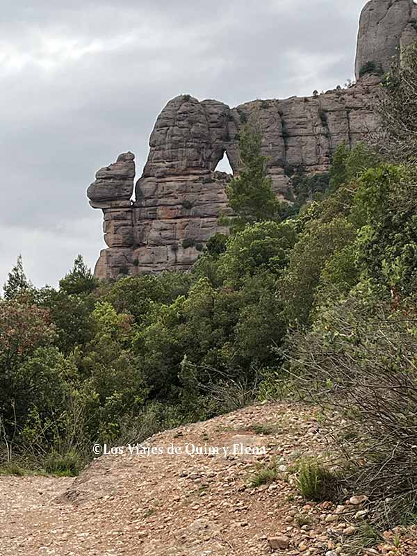 La Foradada de Montserrat y la Cadireta