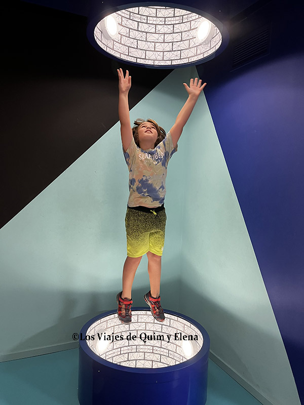 Imágenes curiosas en el museo de plaza Urquinaona