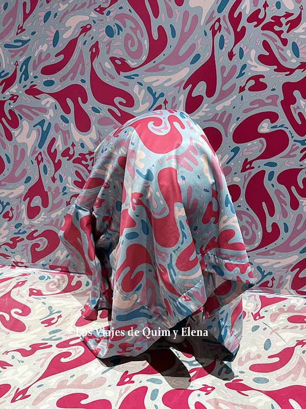 Álex camuflándose a su manera en Ikono Barcelona