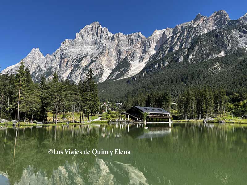 Lago di San Vito en Dolomitas en nuestra ruta por el norte de Italia