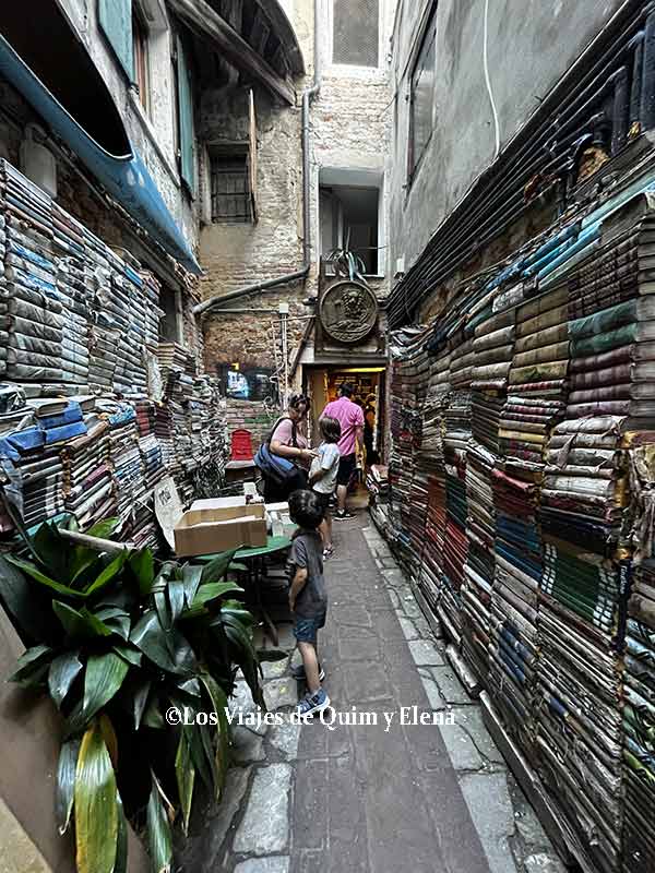 Librería Acqua Alta de Venecia