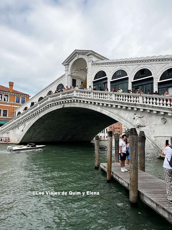 Puente de Rialto en qué ver en Venecia