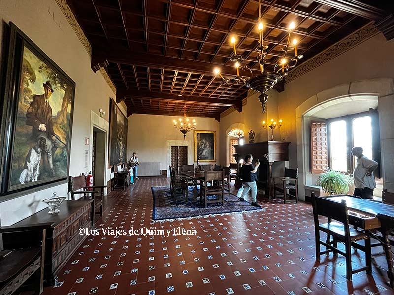 Salón principal del Castillo de Montesquiu