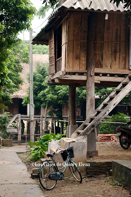 El tranquilo Lac en la ruta por el Norte de Vietnam
