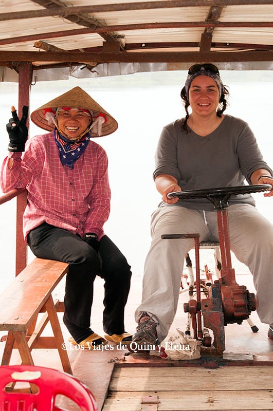 Elena de capitana en Kenh Ga