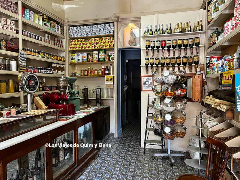 Tiendas antiguas de Calaf, Pastisseria Cal Mestres