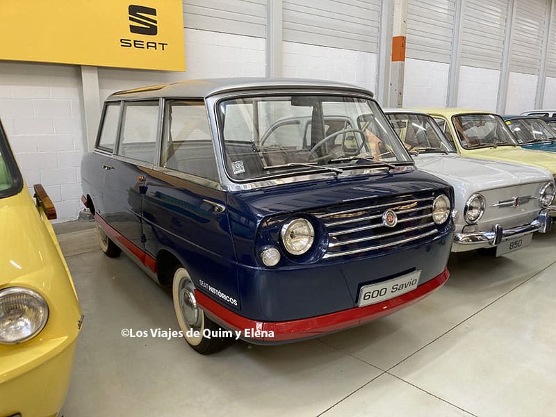 Un curioso SEAT 600 Savio
