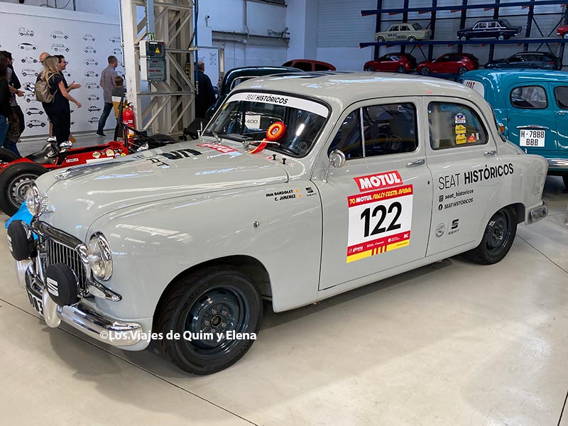 SEAT 1400 en la Nave A122