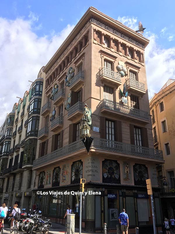 La Casa de los Paraguas