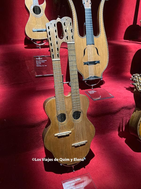 Guitarra doble 1840-1950