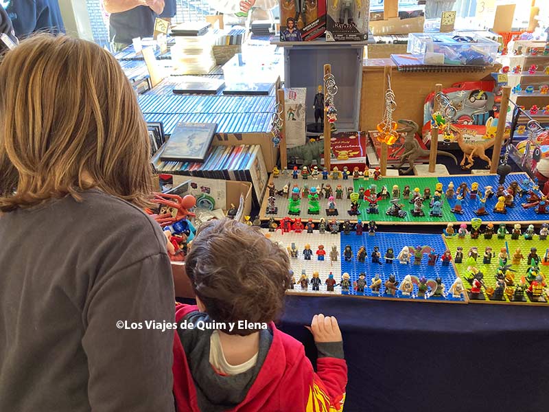 Zona de venta e intercambio de comics