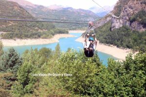 Quim en la Tirolina del Valle del Tena